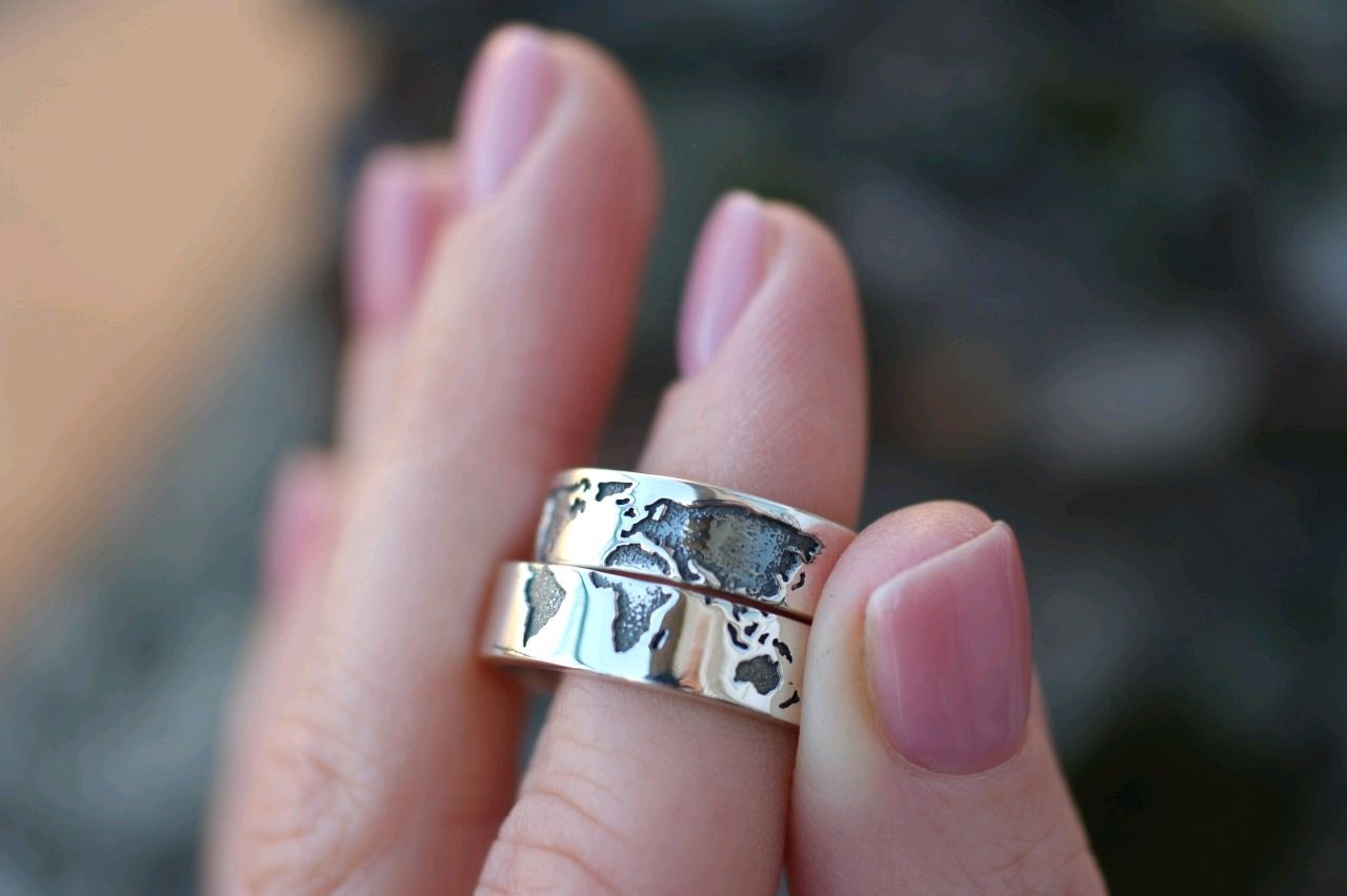Можно ли носить обручальные кольца до свадьбы и другие приметы