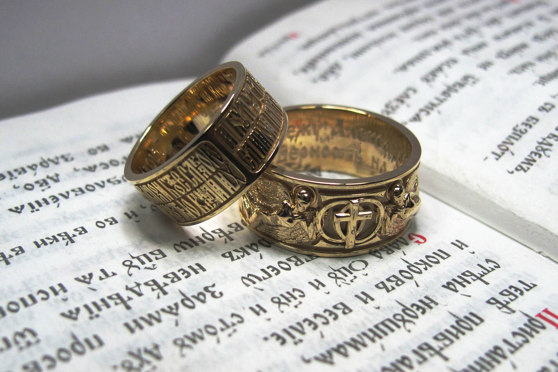 Венчальные кольца: старинные приметы и традиции