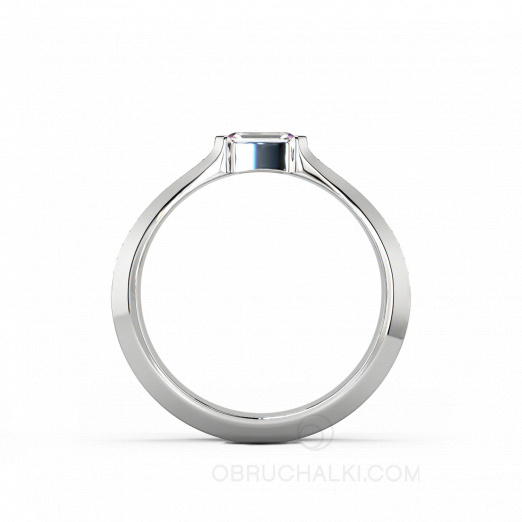 Помолвочное кольцо с бриллиантом огранки эмеральд EMERALD MAJESTY на заказ фото 3