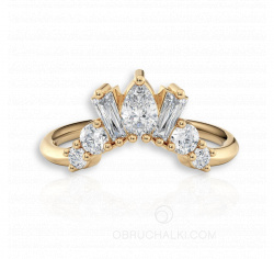 Женское кольцо с бриллиантами разной огранки фото