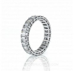 Обручальное кольцо с бриллиантами INFINITY EMERALD фото