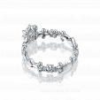 Ажурное кольцо для девушки на помолвку с бриллиантом FLEUR DE LIS на заказ фото 3