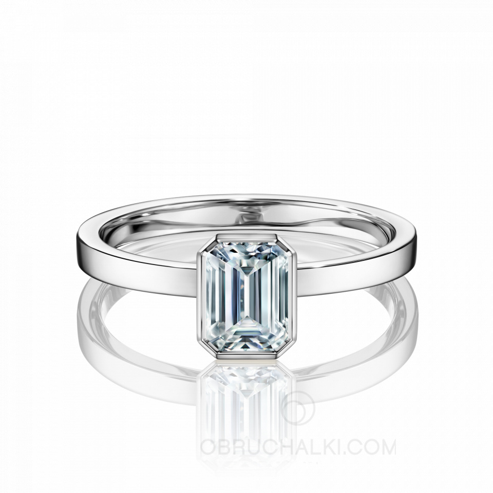 Помолвочное кольцо из золота 585 пробы с бриллиантом огранки эмеральд FAMILY RELIC EMERALD