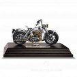 Модель мотоцикла Harley Davidson из серебра  на заказ фото