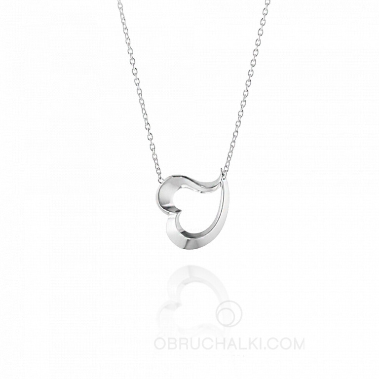 Элегантное колье для девушки из золота с сердцем HEART NECKLACE
