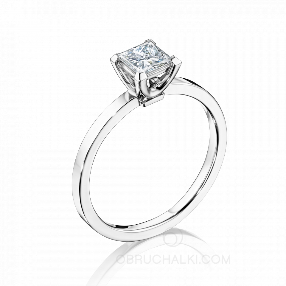 Золотое помолвочное кольцо с квадратным бриллиантом огранки принцесса SOFT FIANCÉE PRINCESS