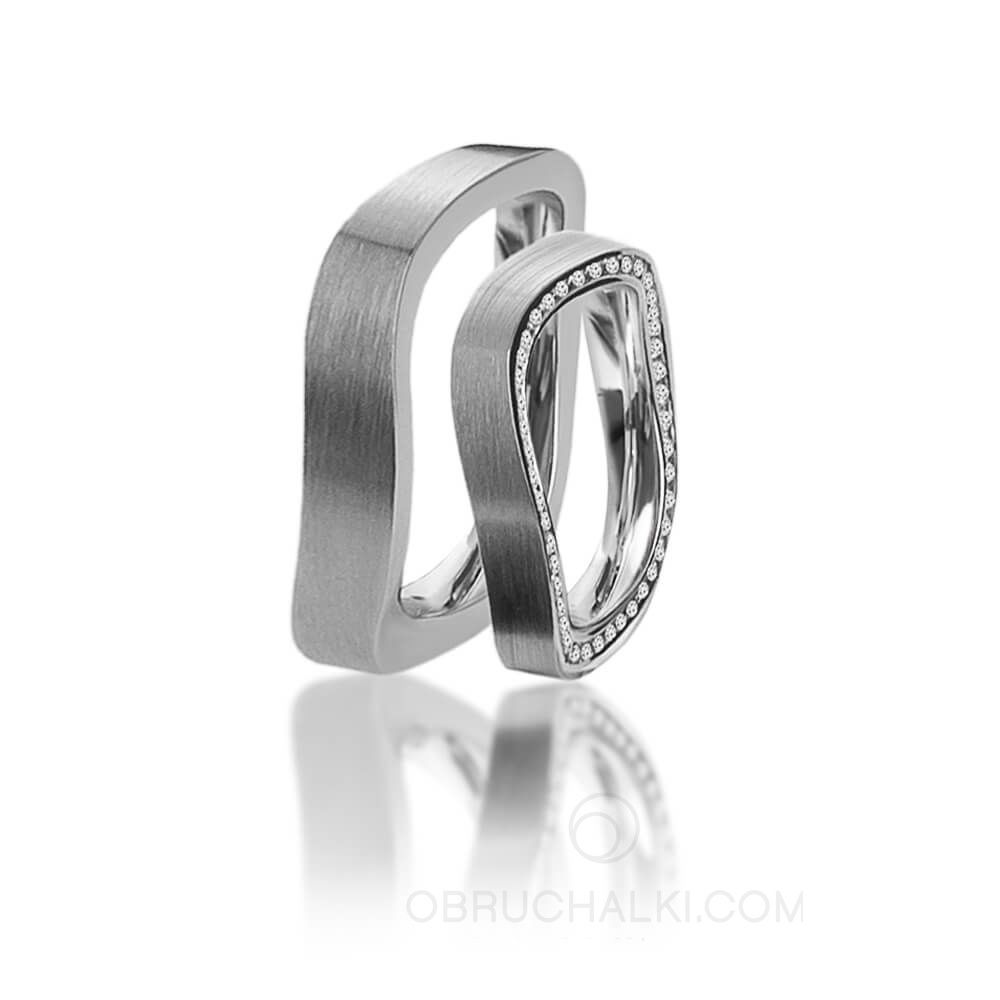 Квадратное обручальное кольцо на заказ из белого и желтого золота, серебра, платины или своего металла