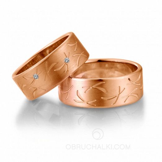 Красивые обручальные кольца с гравировкой и бриллиантами на заказ фото 3