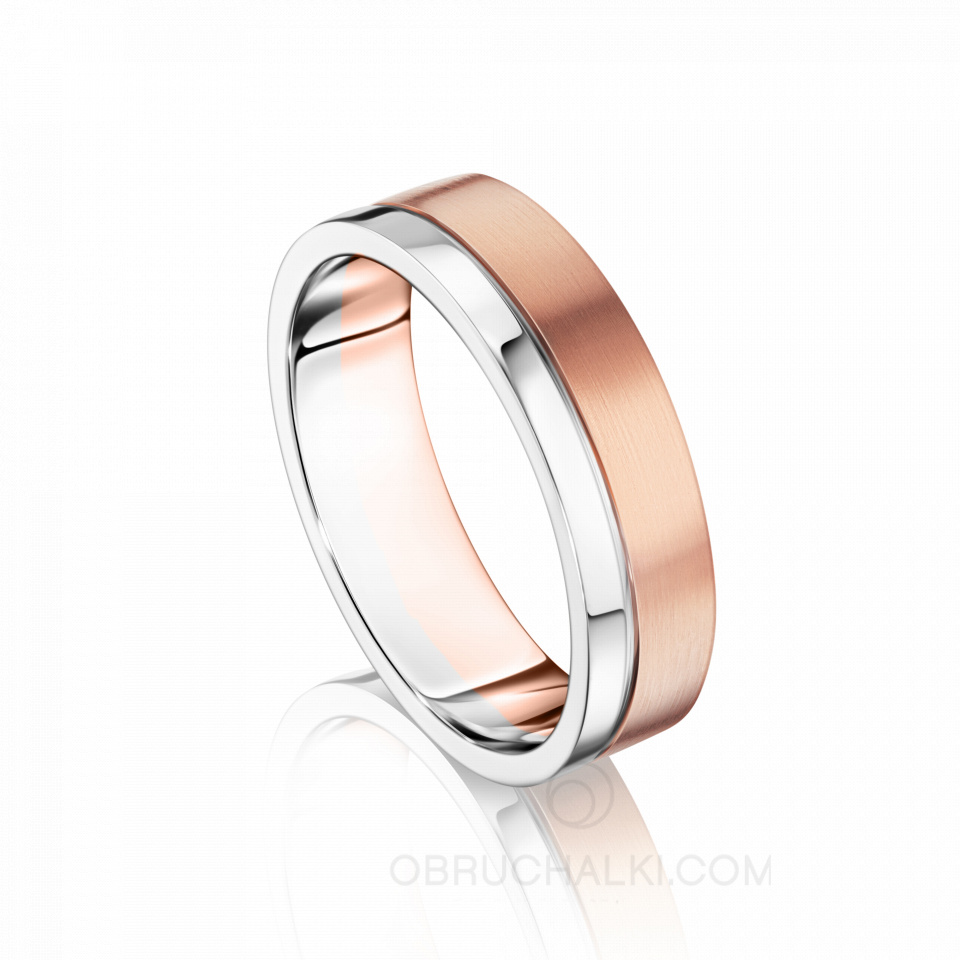 Мужское свадебное кольцо из комбинированного золота