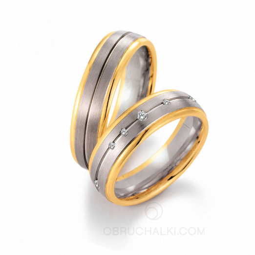 Великолепные матовые обручальные комбинированные кольца с бриллиантами на заказ фото