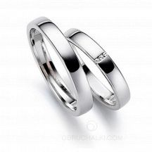 Недорогие парные обручальные кольца кольца из платины  с 3-мя бриллиантами фото
