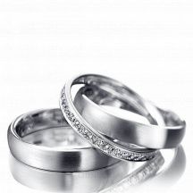 Парные обручальные кольца с бриллиантами Кольцо в кольце фото