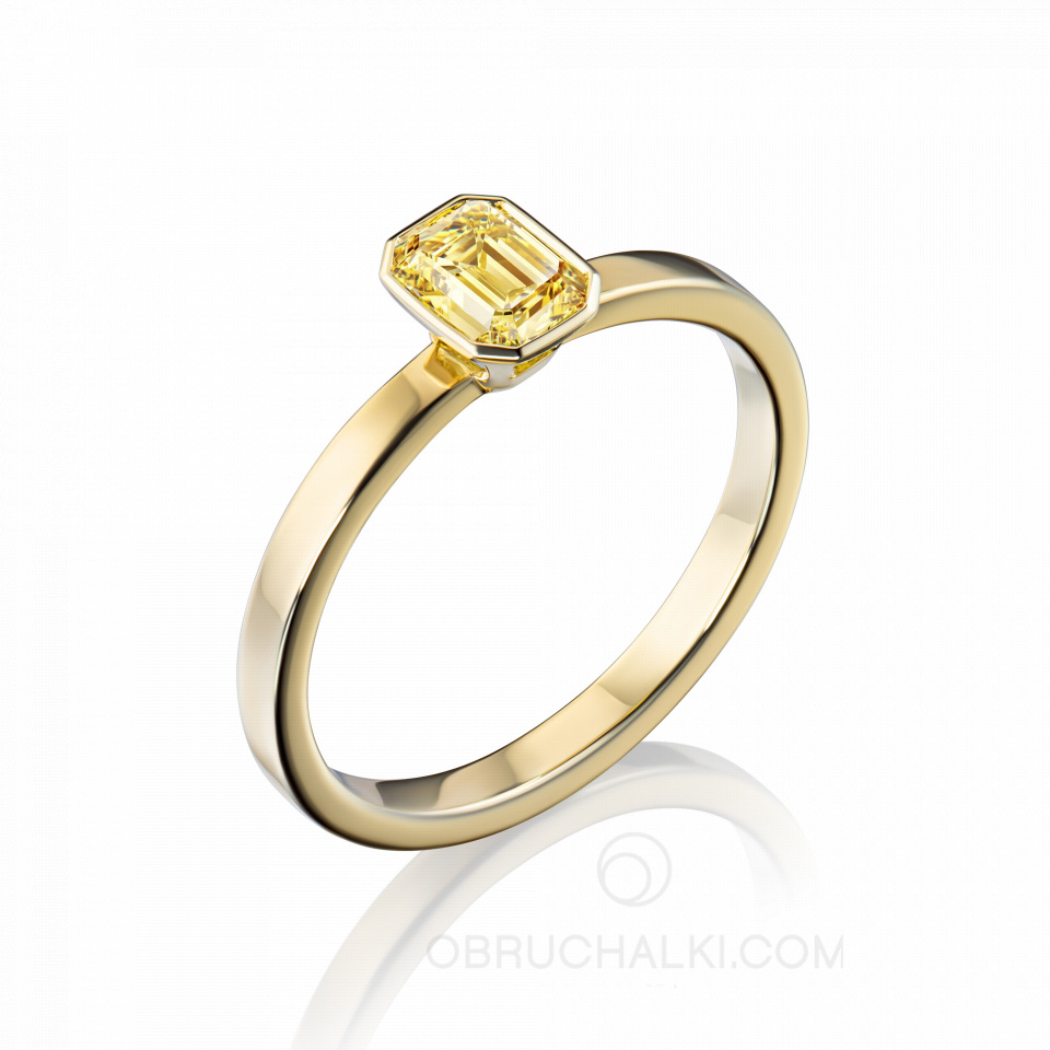 Помолвочное кольцо из желтого золота с желтым бриллиантом огранки эмеральд FAMILY RELIC