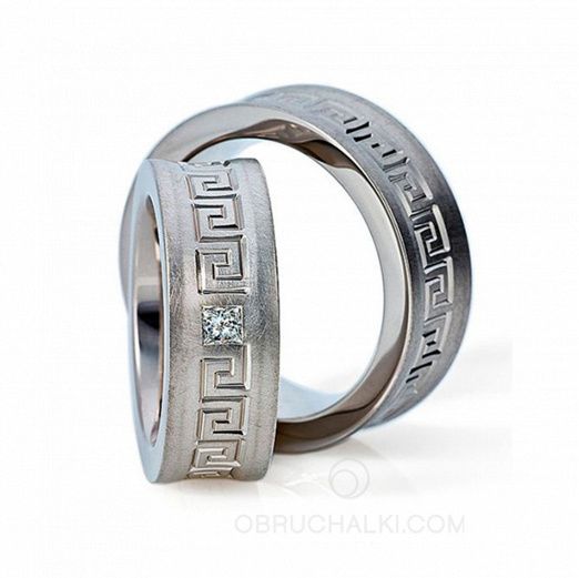Обручальные кольца CRETE с античным греческим узором и бриллиантом на заказ фото