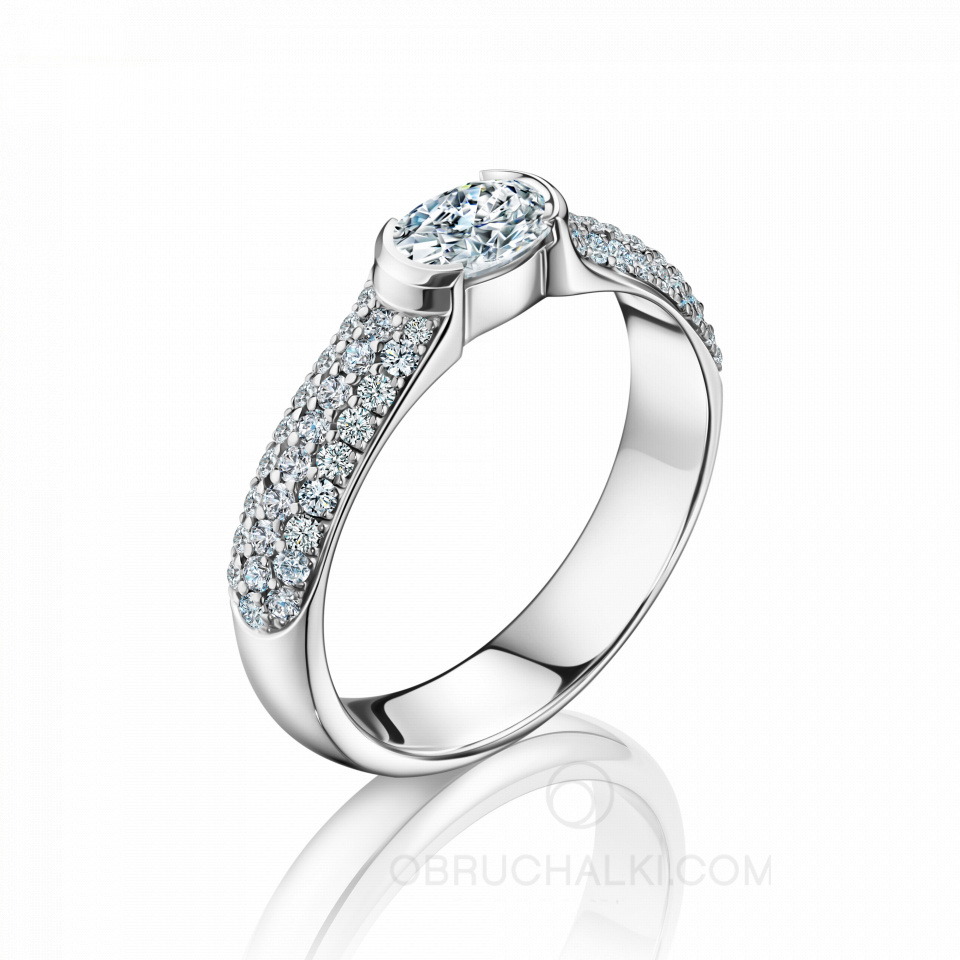 Помолвочное кольцо с овальным бриллиантом и россыпью камней ELEGANT BRIDE MAJESTY
