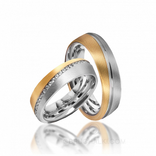 Обручальные кольца из комбинированного золота с дорожкой камней на заказ фото