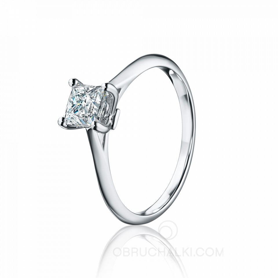 Классическое помолвочное кольцо с квадратным бриллиантом PROMISE PRINCESS