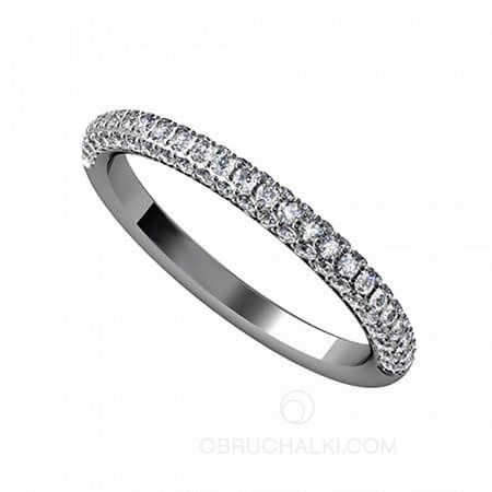 Тонкое обручальное кольцо с бриллиантовой дорожкой  на заказ фото