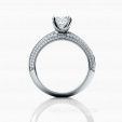 Помолвочное кольцо с бриллиантом Принцесса и россыпью камней CHARMING на заказ фото 3