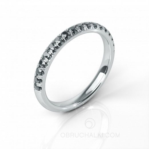 Тонкое женское платиновое кольцо-дорожка с черными бриллиантами BRILLIANT SYMPHONY BLACK DIAMONDS на заказ фото