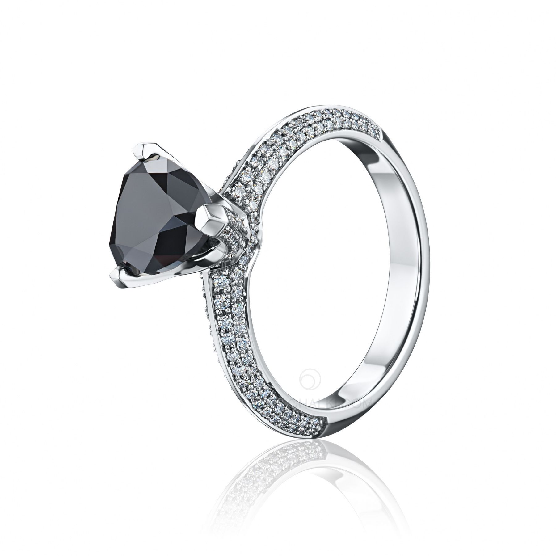 Помолвочное кольцо из белого золота с черным бриллиантом BLACK HEART купить в магазине: цена, оперативная доставка, отзывы