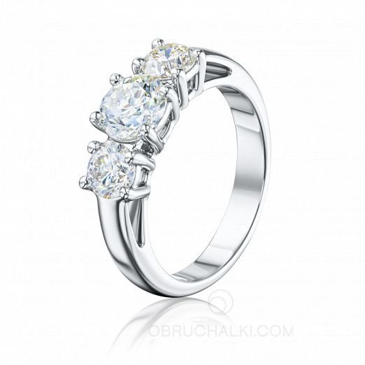 Помолвочное кольцо с тремя крупными бриллиантами  на заказ фото
