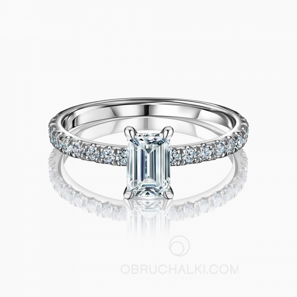 Помолвочное кольцо из белого золота с крупным бриллиантом огранки эмеральд и дорожкой бриллиантов EMERALD AVENUE