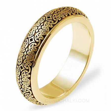 Красивые черненые обручальные кольца с резным орнаментом  на заказ фото 3