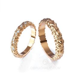 Обручальные кольца c орнаментом и бриллиантами GRAPE WINE фото