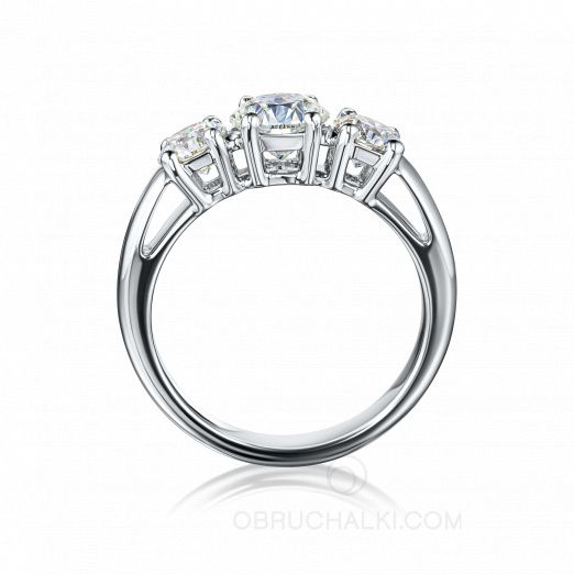 Помолвочное кольцо с тремя крупными бриллиантами  на заказ фото 3