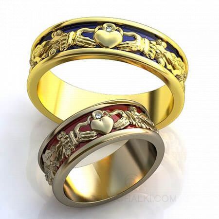 Парные кладдахские обручальные кольца с цветной эмалью и бриллиантами на заказ фото
