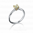 Помолвочное кольцо для невесты с желтым бриллиантом YELLOW SUNRISE на заказ фото 2