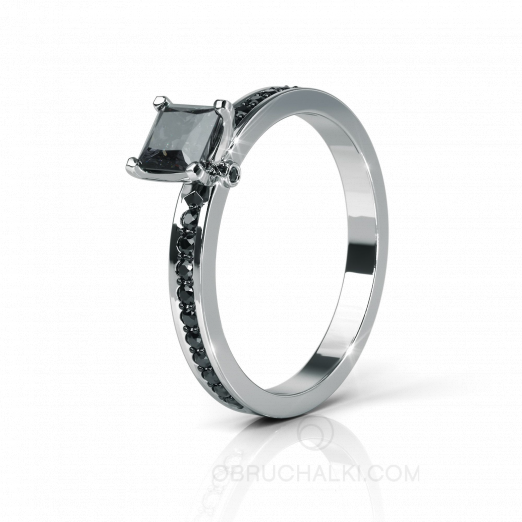 Помолвочное кольцо MYSTERY SPRING с черным бриллиантом на заказ фото